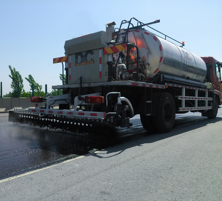 瀝青灑布車價(jià)格 瀝青灑布車價(jià)格