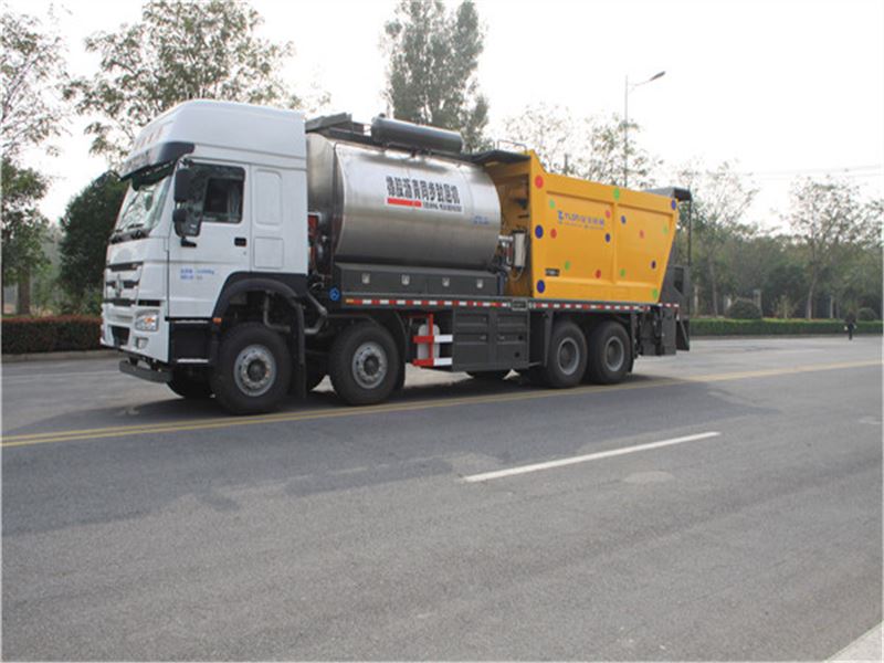 河南碎石封層車-道路養護神器 